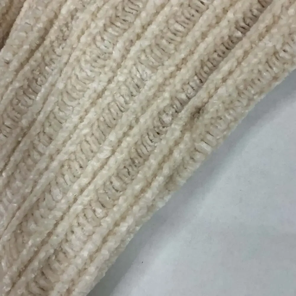 L.A. Hearts Women's Cream Chenille Ribbed V-Neck Cropped Sweater